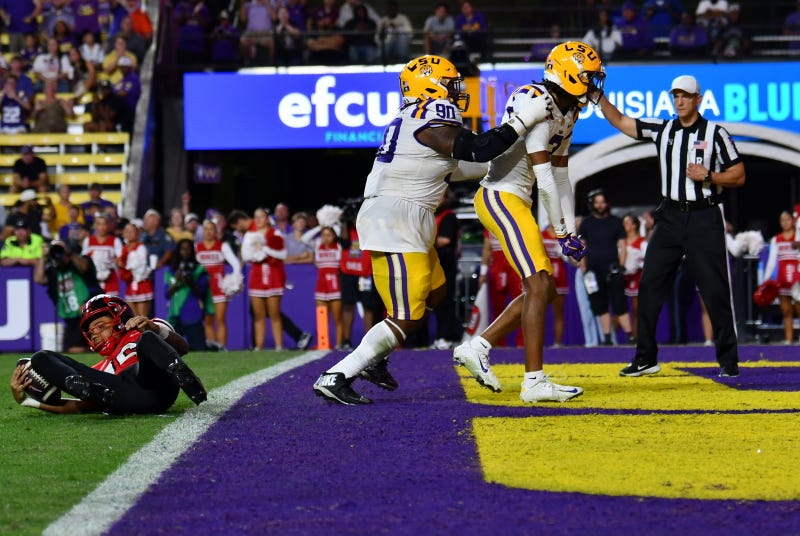 LSU Beats WKU 13-10