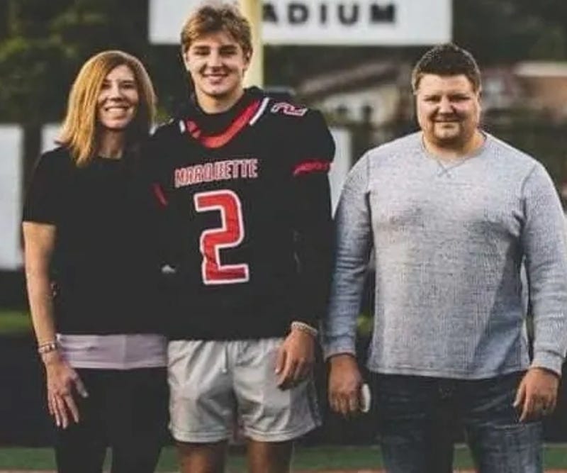 Jordan DeMay with family