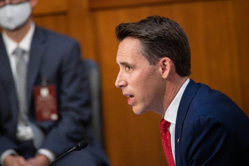 Josh Hawley SIPA