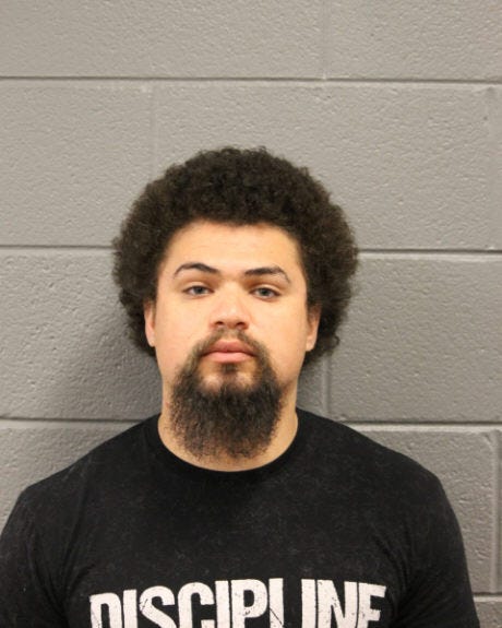 Chicago murder defendant wanted for pulling gun on deputies in Ohio after escaping house arrest