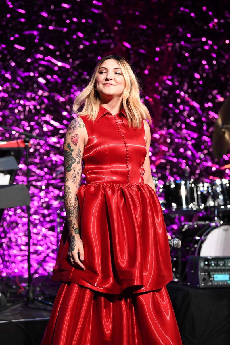Julia Michaels
