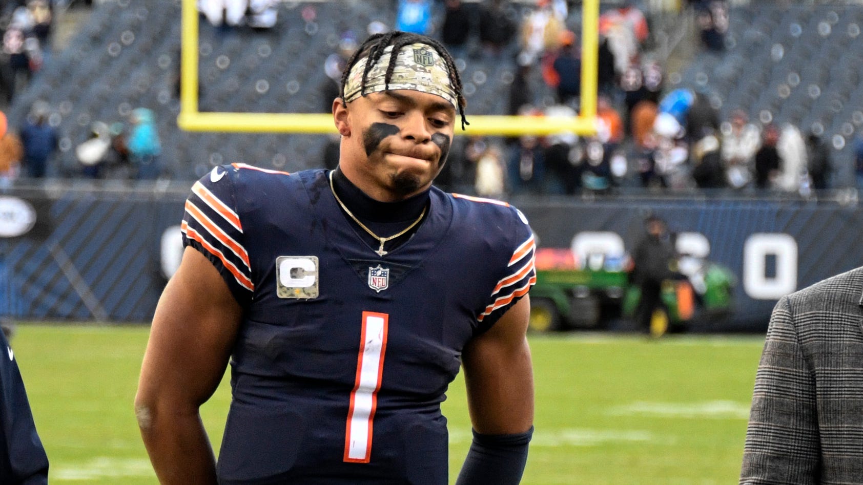 Bernstein: Justin Fields shines as Bears crumble around him in loss to Lions