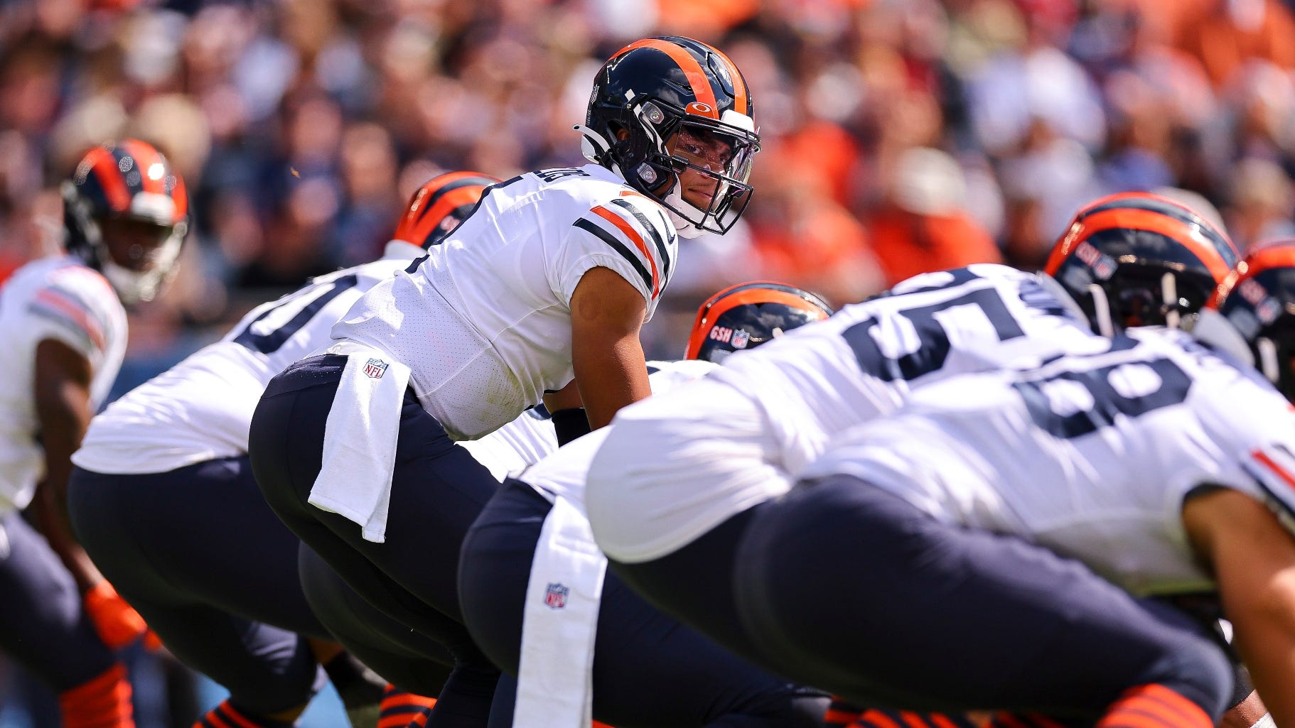 Haugh: Bears win a football game, but Justin Fields loses momentum in his development