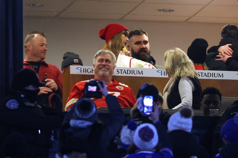 Jason Kelce in luxury box with Taylor Swift