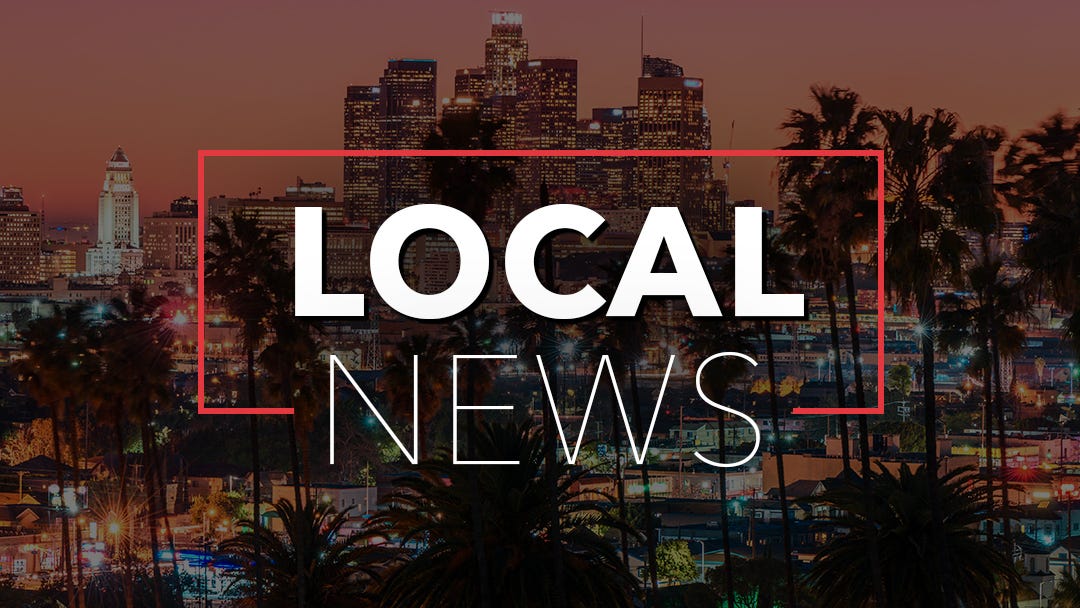 VIDEO: Melrose diners robbed at gunpoint outside cafe