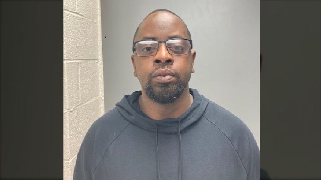 Man in custody after shooting death of pregnant ex-girlfriend near KOP Mall