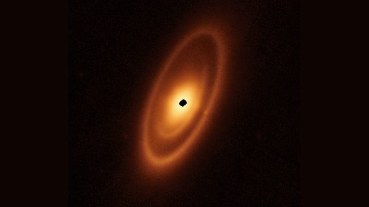James Webb Space Telescope reveals the first asteroid belt found beyond our solar system