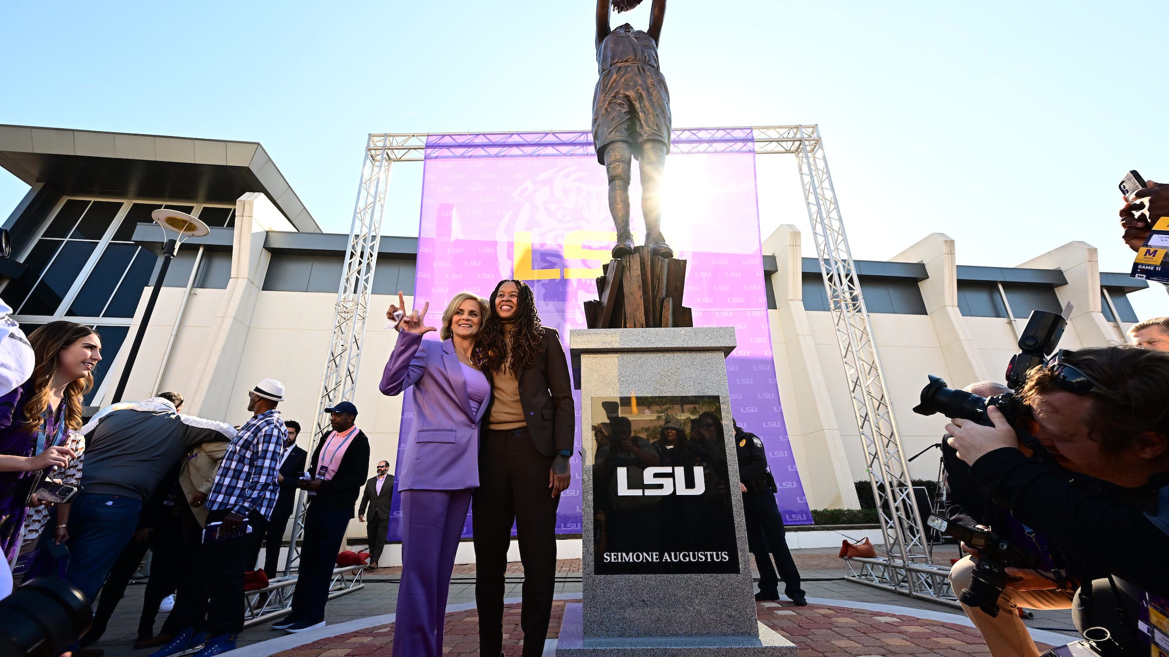 Look: LSU unveils Seimone Augustus statue outside PMAC