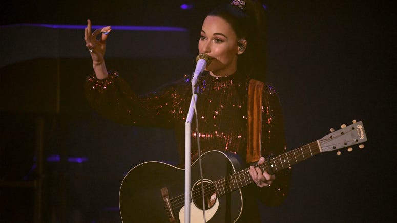 Kacey Musgraves Covers Selena, Rides Horse at Houston Rodeo
