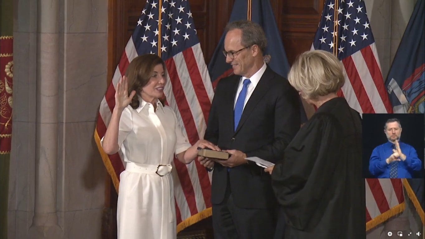 Poll: Hochul viewed as early front-runner in 2022 gubernatorial election