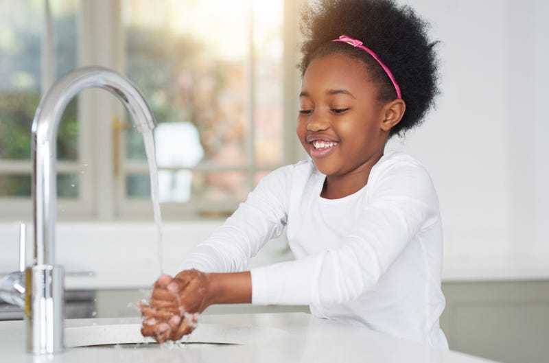 7 Ways to Keep Your Kids Protected Against Illness This School Year | Bee Well