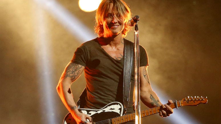 Keith Urban Pays Tribute to Artists Lost in 2018