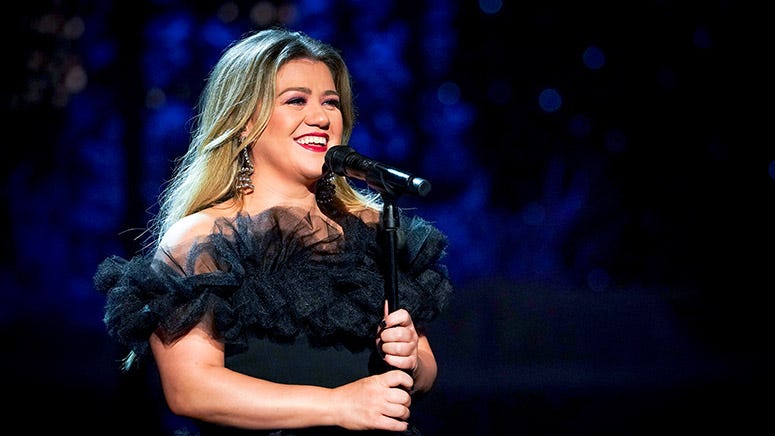 Kelly Clarkson awarded custody of children in divorce case