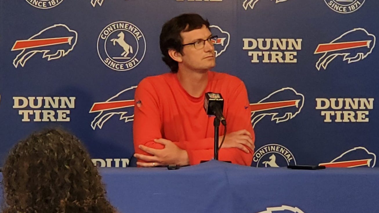 Ken Dorsey getting to know offense as OTAs continue