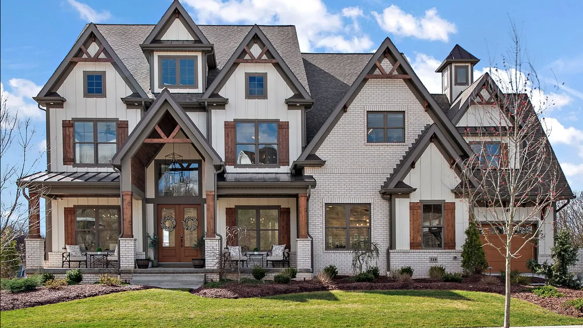 Kenny Pickett's old Cranberry home is up for sale