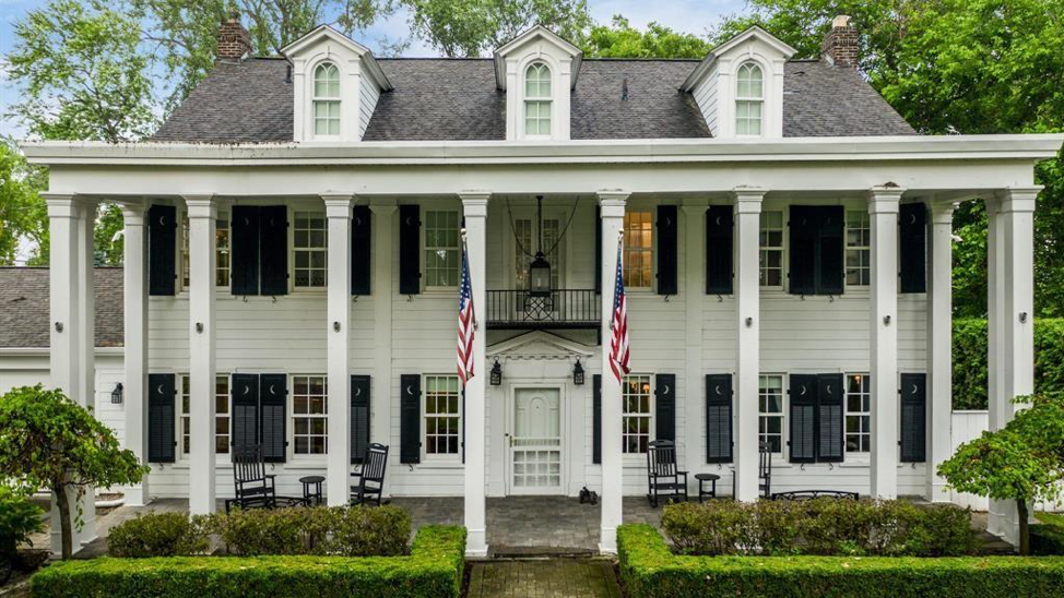 Kid Rock’s former Detroit Riverfront mansion hits the market for $2.1 million [PHOTOS]