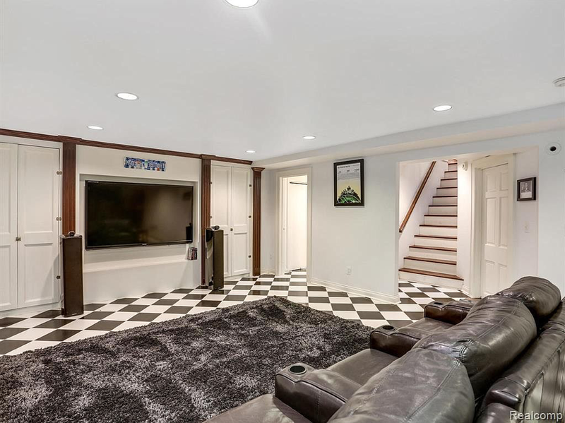 Kid Rock mansion for sale in Detroit
