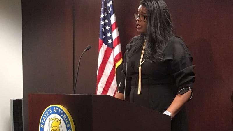 Foxx fires back at Lightfoot's ‘inappropriate’ comments about lack of charges filed in deadly shootout case