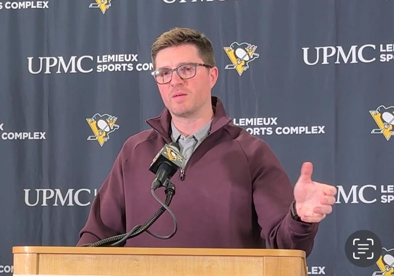 Kyle Dubas at podium