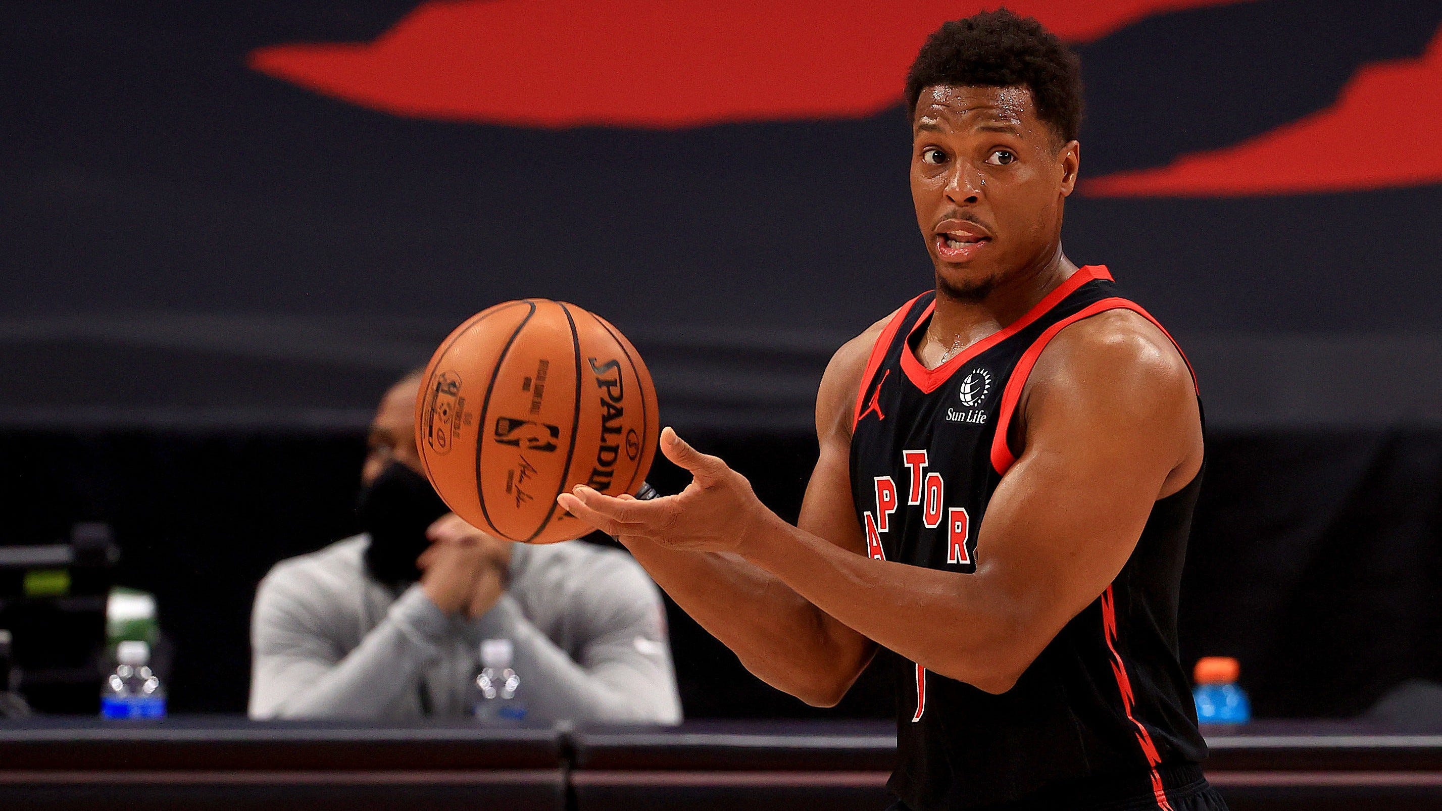 Kyle Lowry reportedly seeking 3-year, $90 million deal; 76ers interested?