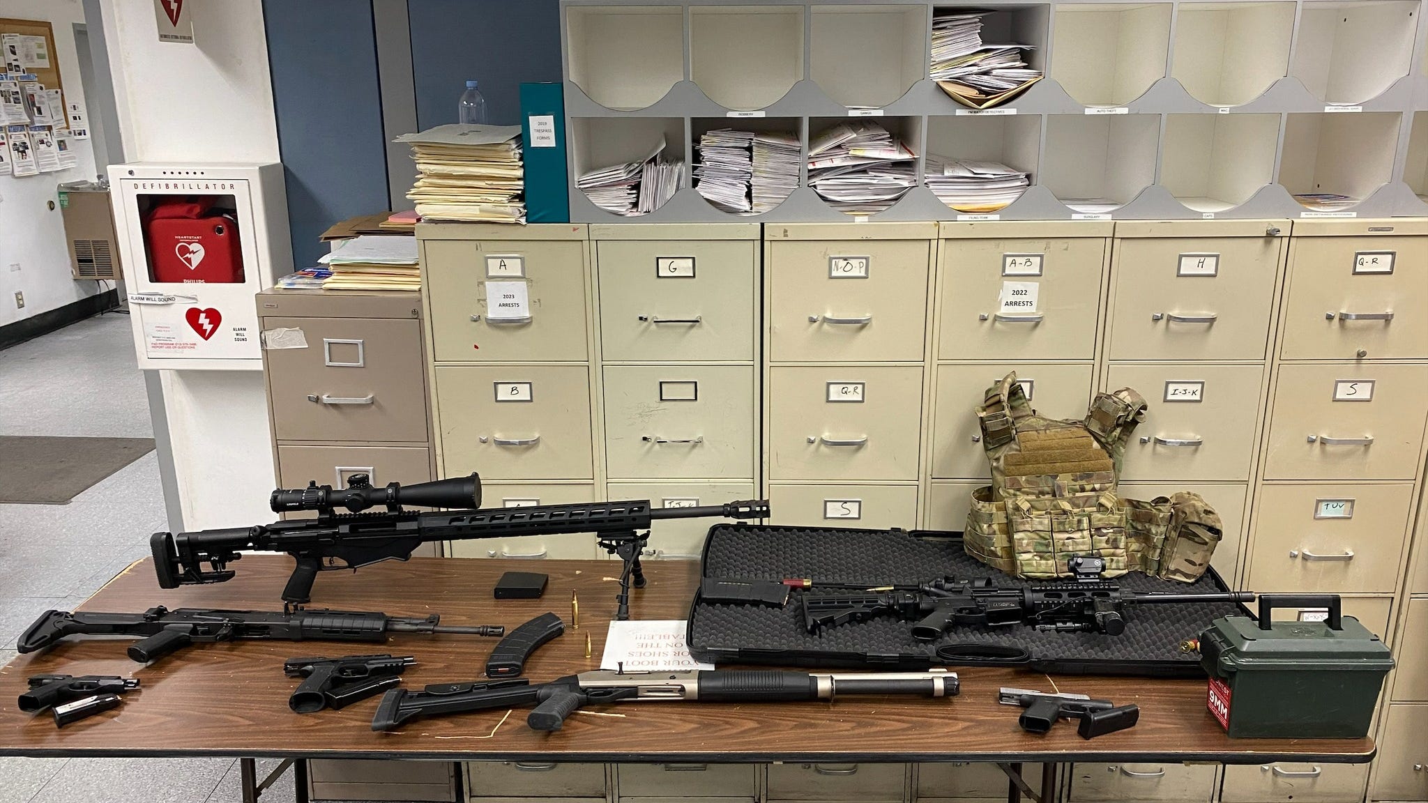 Hollywood man arrested with cache of weapons, mass shooting possibly averted: police