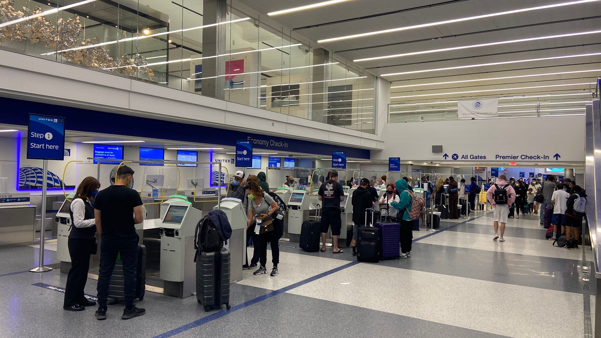 LAX expected to be busy as July 4th holiday travel is underway