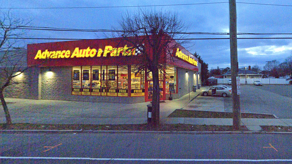 Body of woman, 39, found next to auto store dumpster on LI