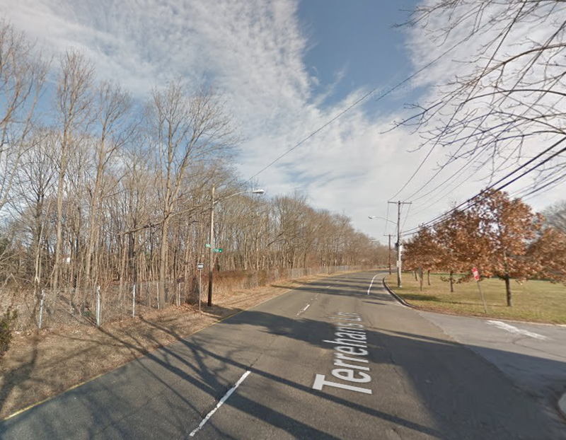 A bicyclist was killed in a collision with a tractor trailer along the LIE South Service Road in Syosset on Saturday morning, police said