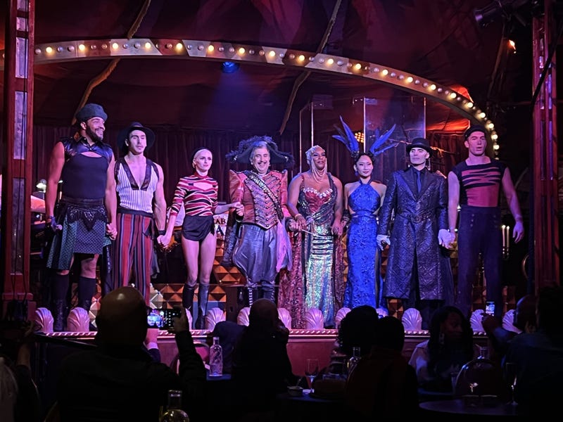 cast at curtain