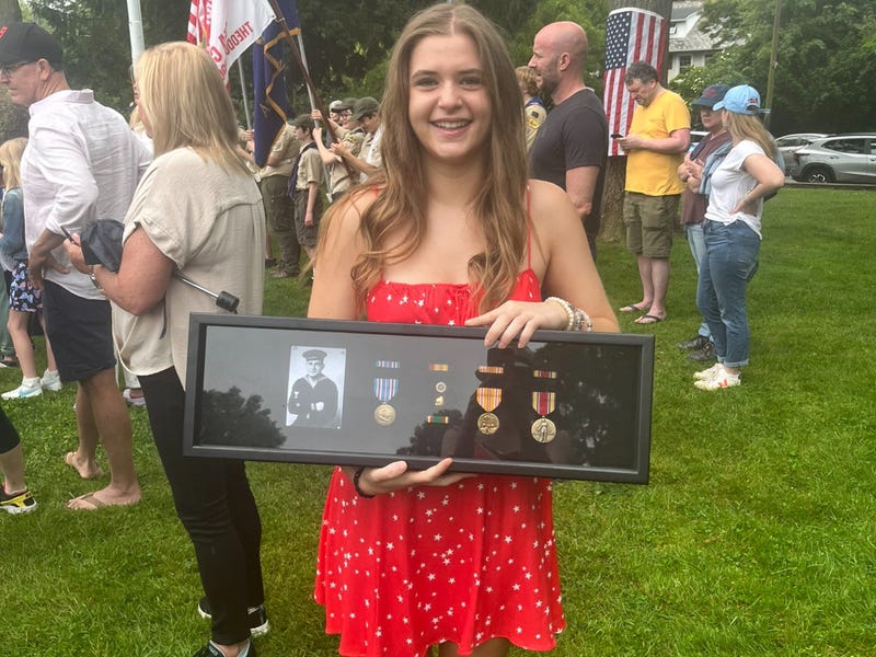 A Purple Heart was awarded to the Olitsky family in honor of the late William Olitsky, a Long Island WWII veteran, in a ceremony on Monday.