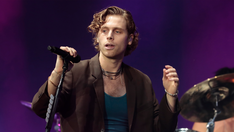 Luke Hemmings 