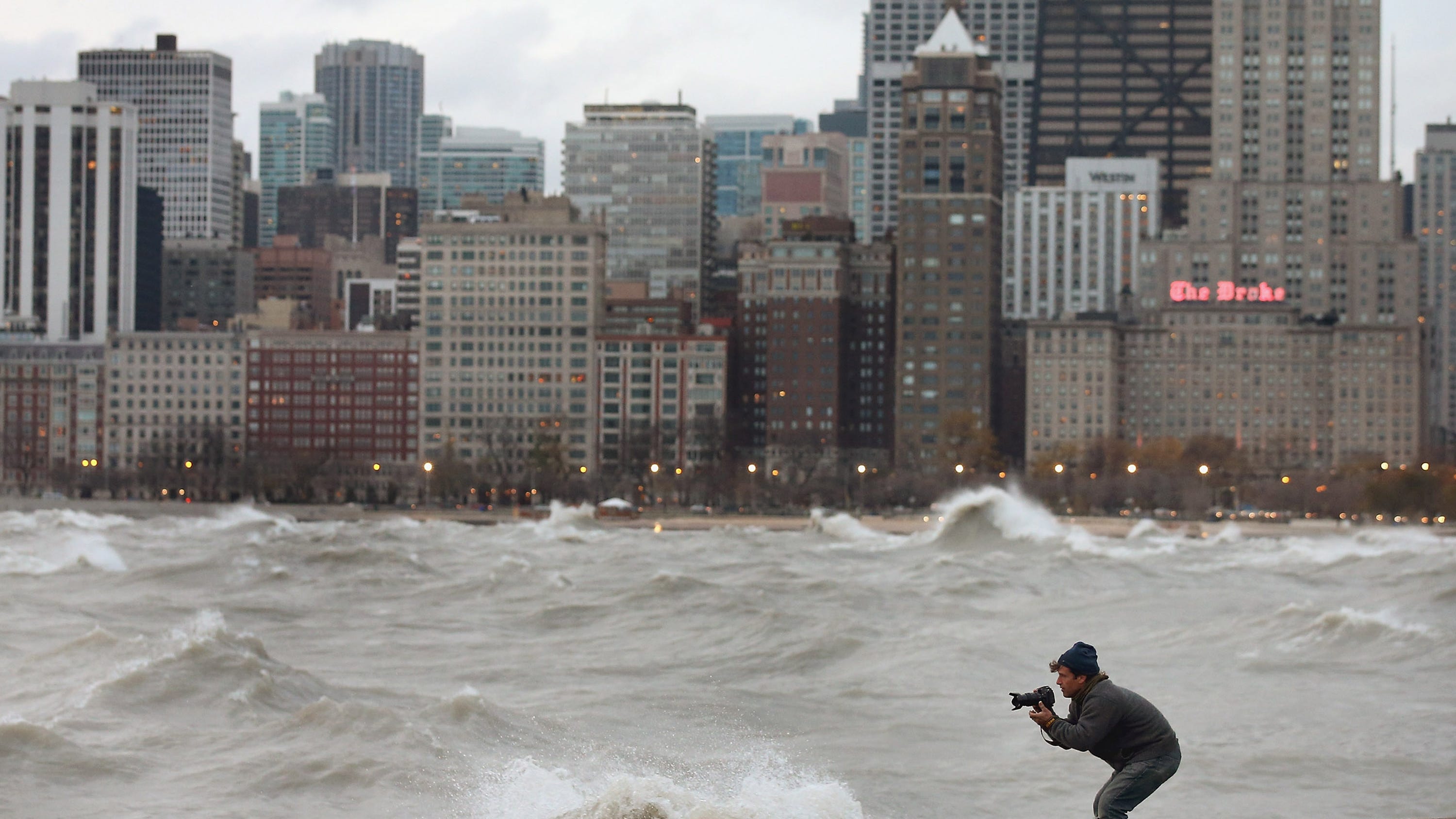 New environmental report focuses on danger of Lake Michigan's rising water levels