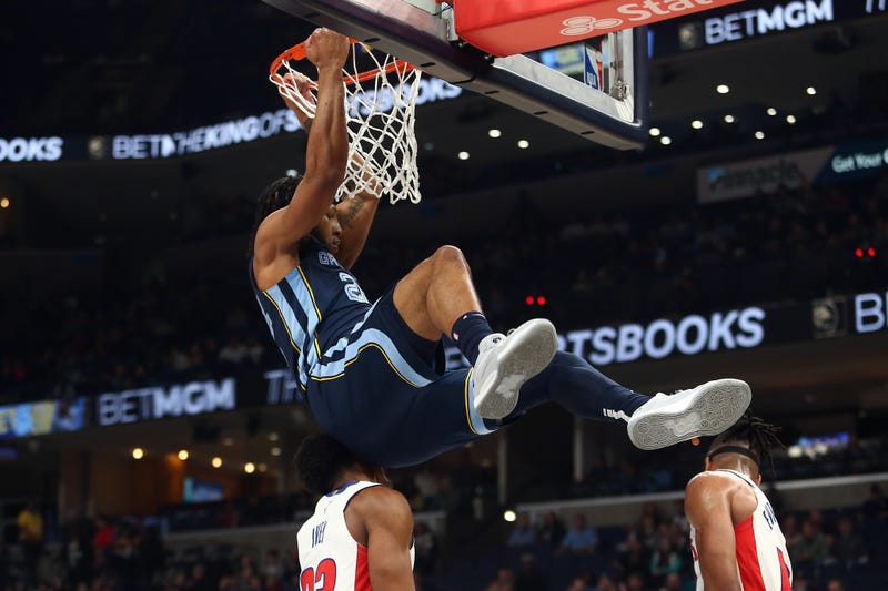 Grizzlies / Lamar Stevens