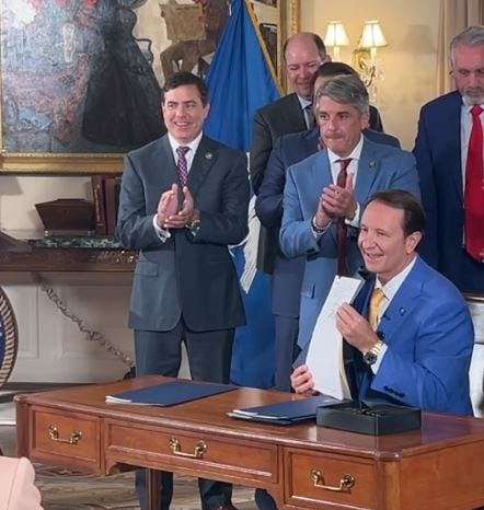 Landry Signing