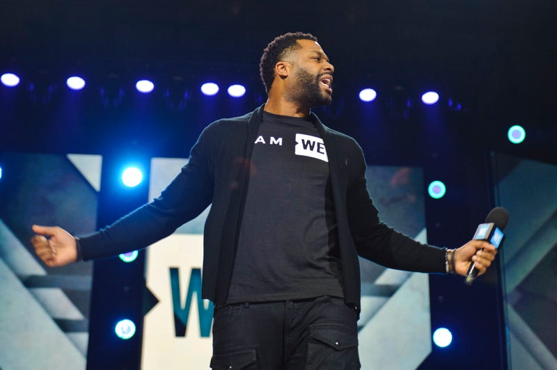 LaRoyce Hawkins 