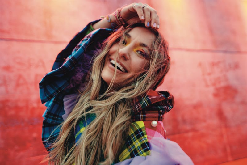 Liz & Mike have Your Chance to Win a VIP Experience with Lauren Daigle!