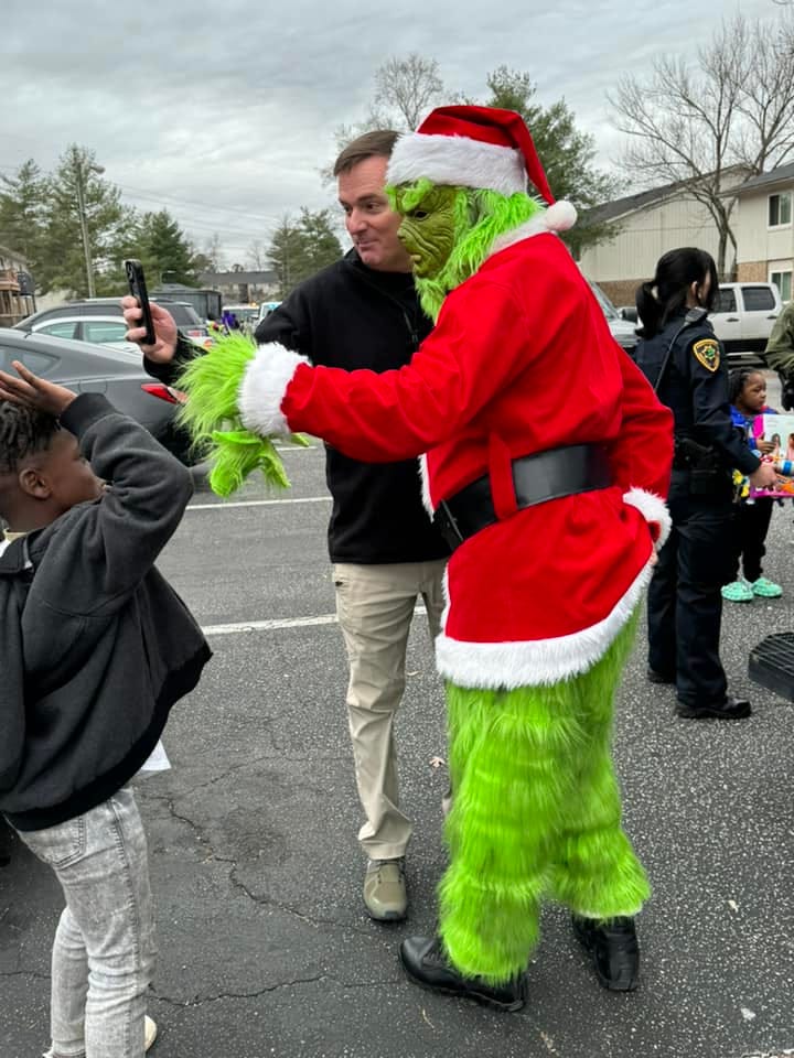 Leo Santa Toy Drive