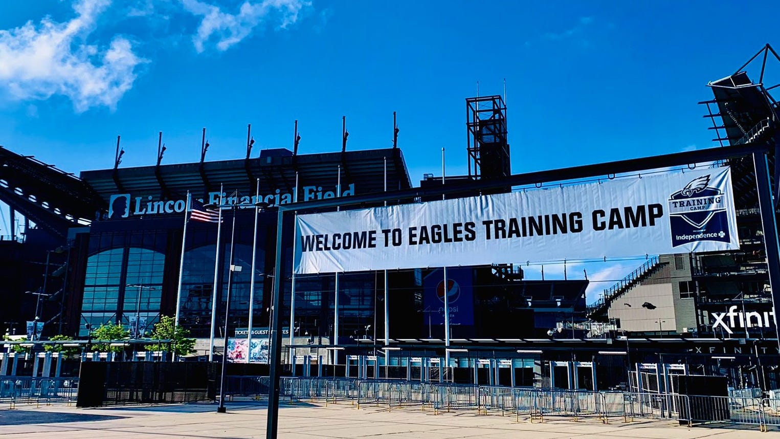 Eagles welcome fans for open practice at Lincoln Financial Field