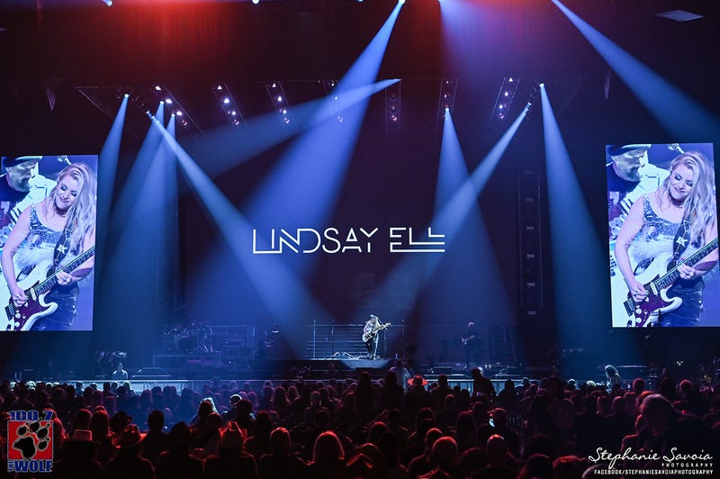 Lindsay Ell at Climate Pledge Arena on April 29th, 2023