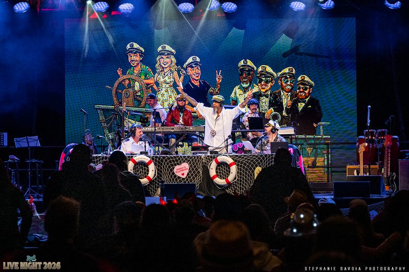 Live Night Men's Room