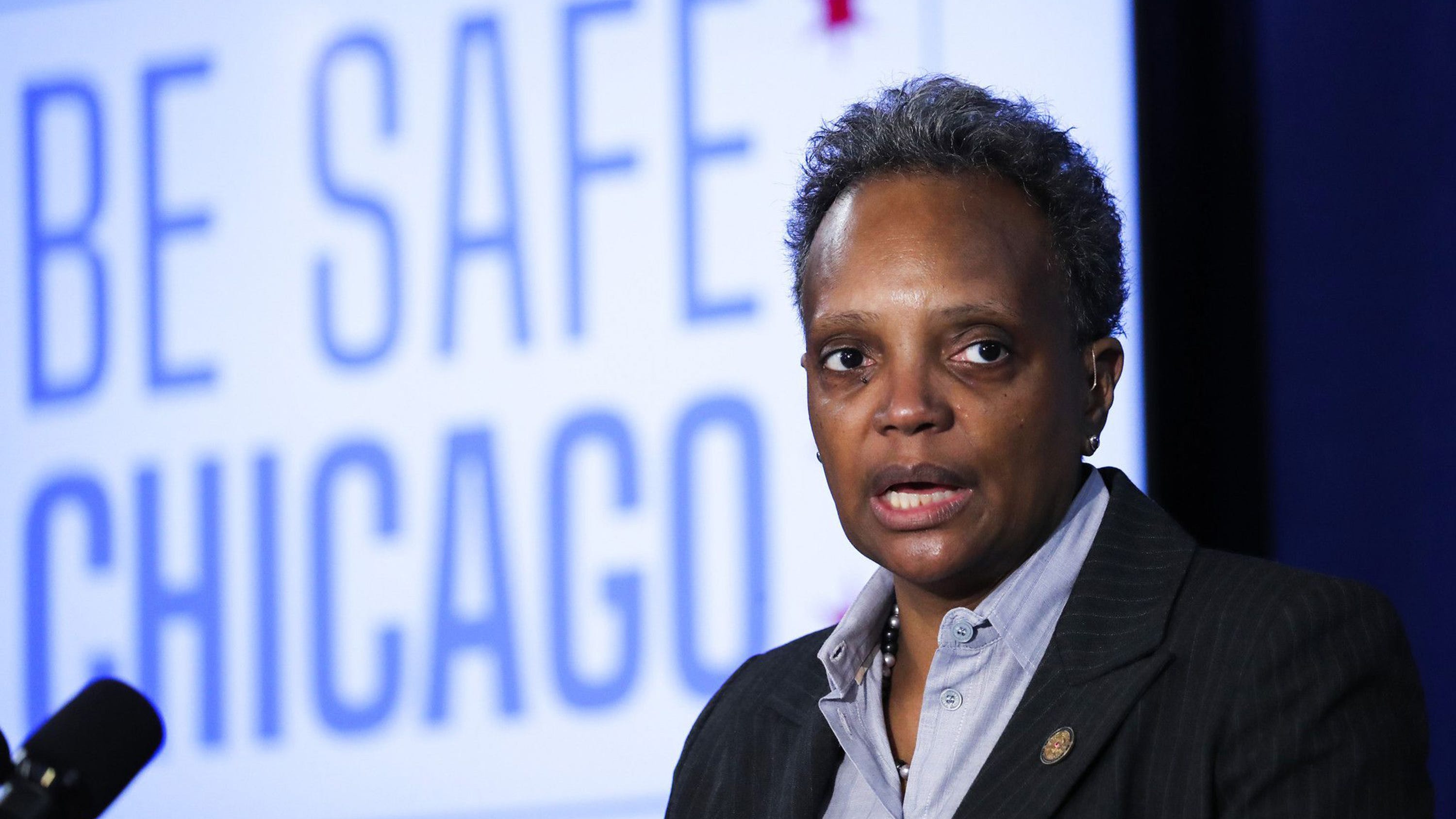 Lightfoot backs small, permanently hybrid Chicago school board