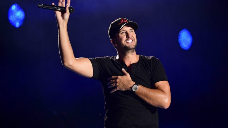 Luke Bryan Performs With Make-A-Wish Kid During 'Idol' Audition