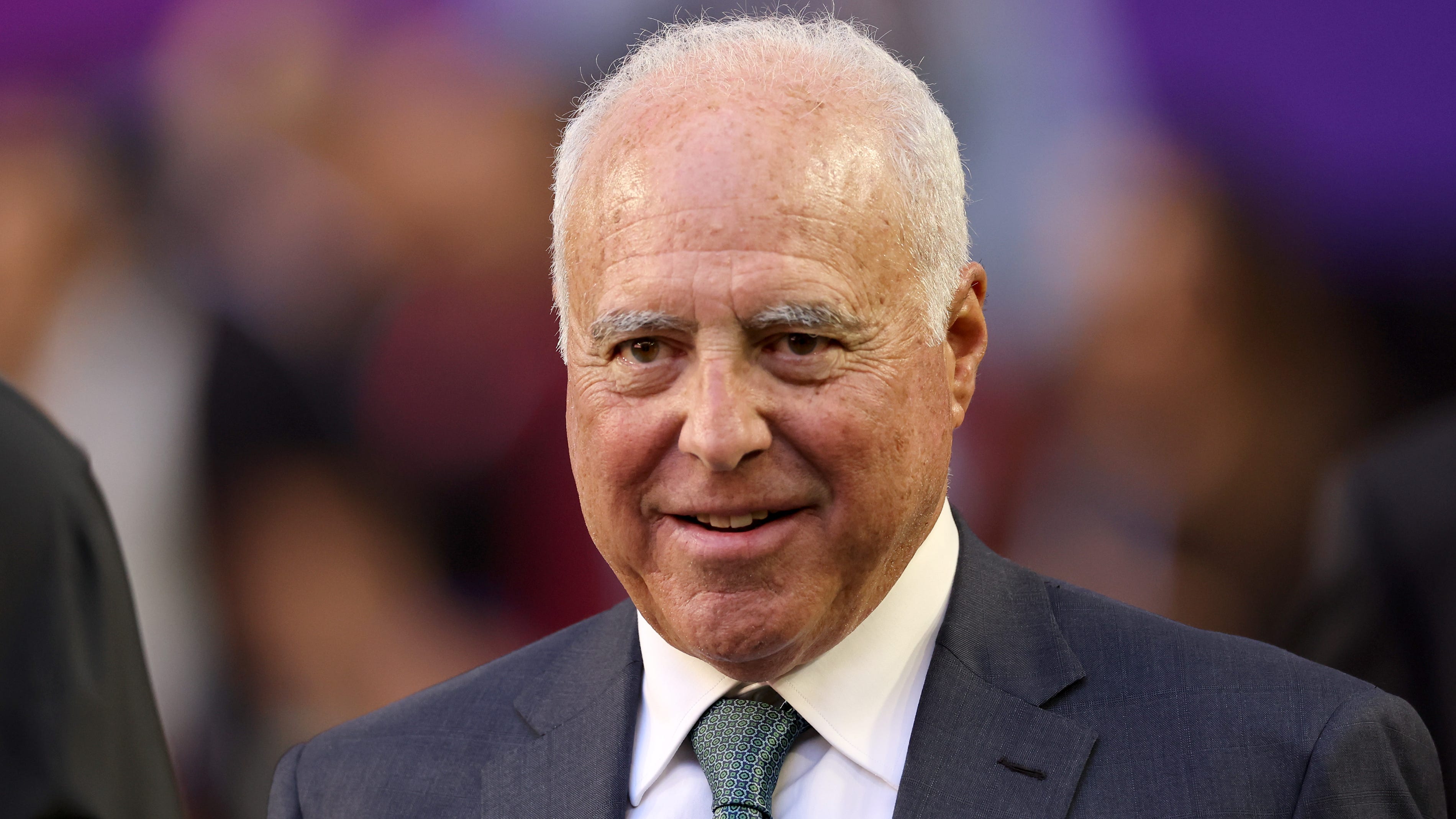 Eagles owner Jeffrey Lurie confirms Kelly Green uniforms will return in 2023