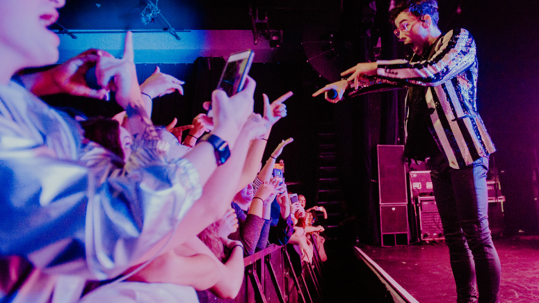 On Tour: MAX Captivates with Cartwheels, Killer Vocals, and Contagious Energy