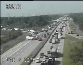 semi crash on I-75