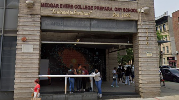 Teen arrested for bringing loaded gun in backpack into Brooklyn HS for 'protection'