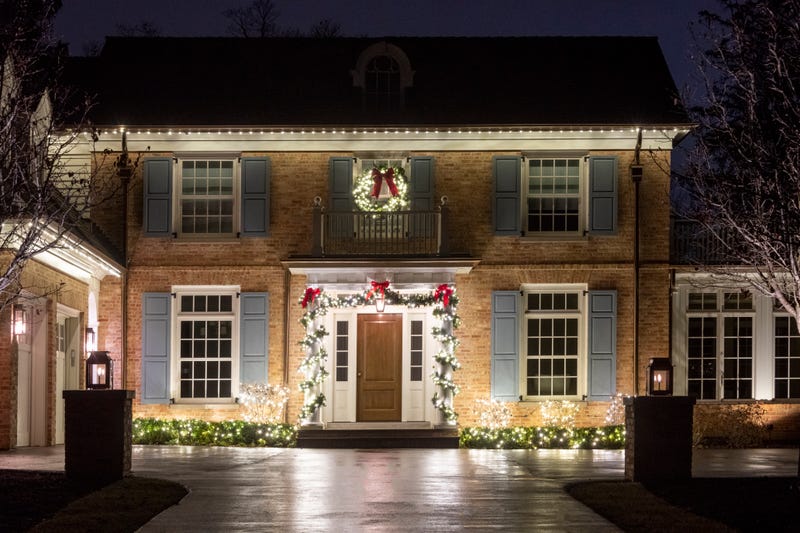 Holiday lighting
