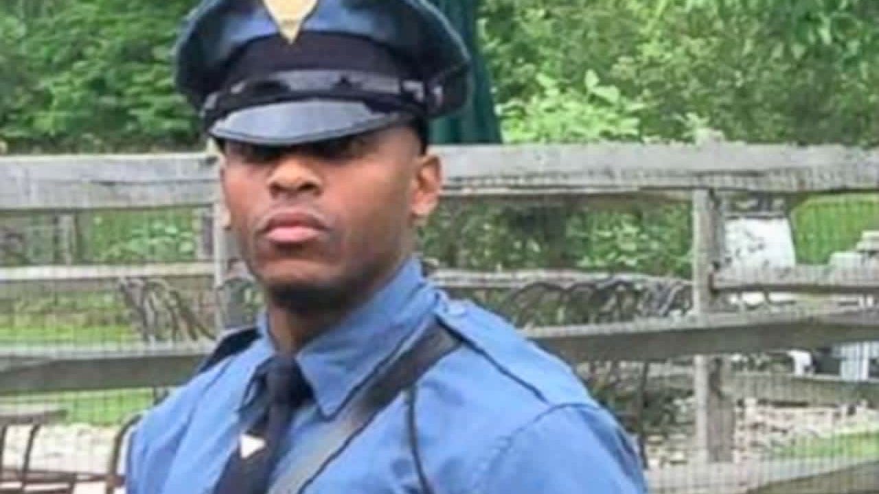 NJ trooper pleads guilty after he 'stalked,' made 'unwanted advances' on female driver