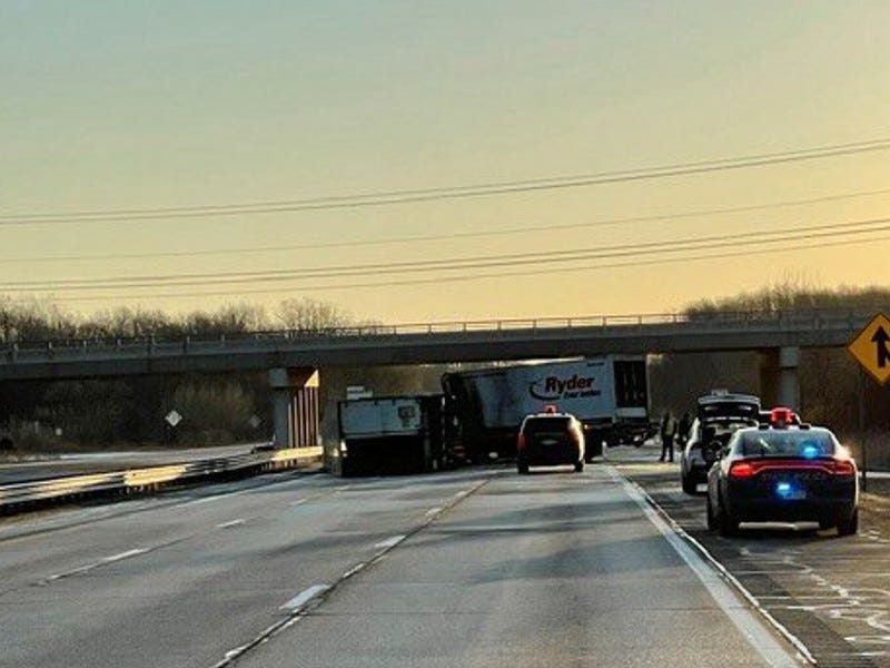 Trucks collide on I-94 near Ann Arbor