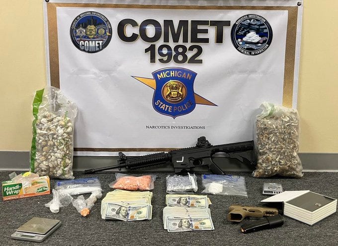 Drugs and guns seized in Warren